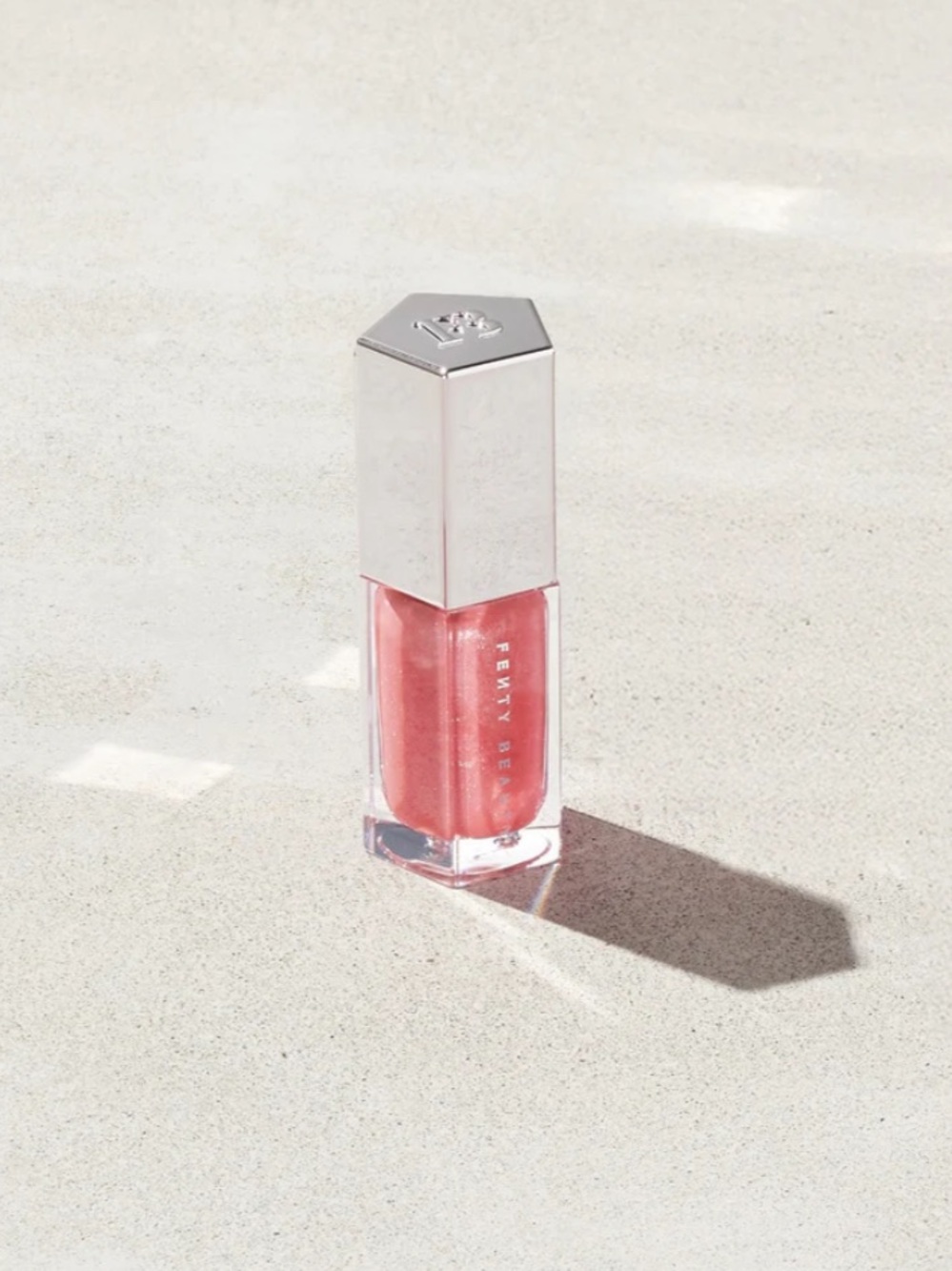 ✨ NWT Fenty Beauty Gloss Bomb Universal Lip Luminizer, Fu$$y